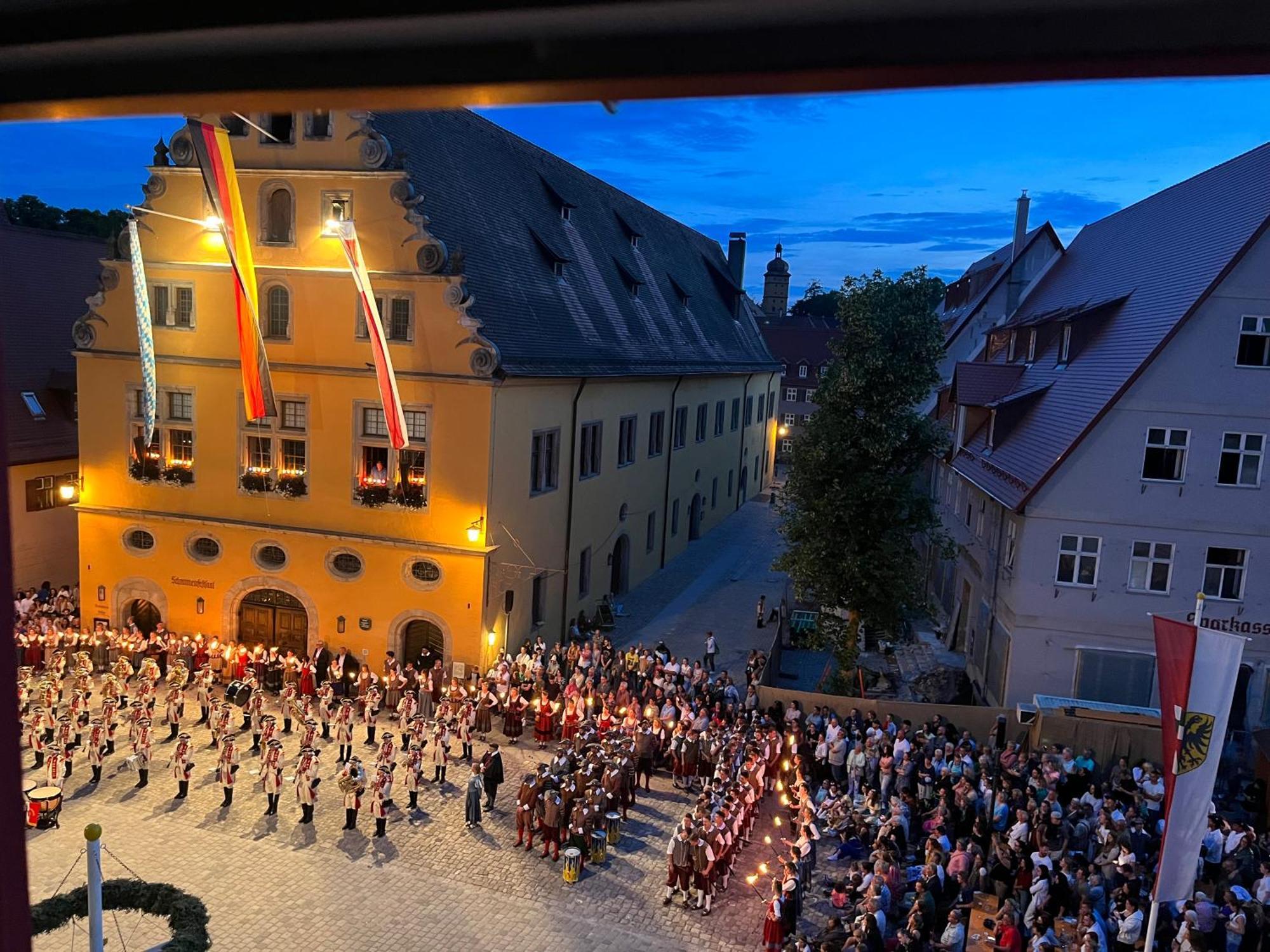 Moderne Ferienwohnung In Dinkelsbuehl Luaran gambar